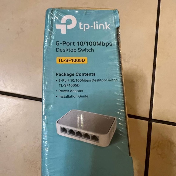 TP-Link TL-SF1005D 5-Port Fast Ethernet 10/100Mbps Unmanaged Desktop Switch - Picture 3 of 5